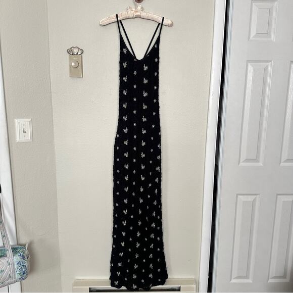 Bisou Bisou Black Maxi Bodycon Stretch Dress with White Green Floral Pattern - Picture 2 of 7